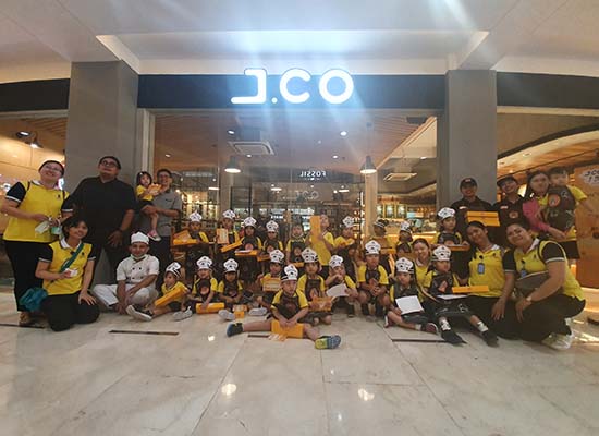 Outing ke J.CO | Sekolah Moral di Denpasar