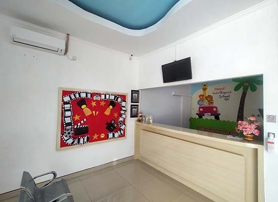 Sekolah PG di Denpasar, Ruang Tunggu Moral Intelligent School